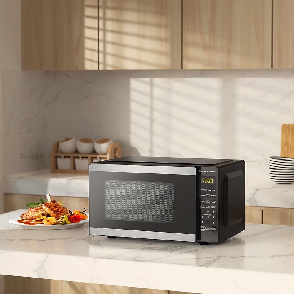 Hamilton Beach 0.9 Cu ft Countertop Microwave Oven, 900 Watts, Stainless Steel, New