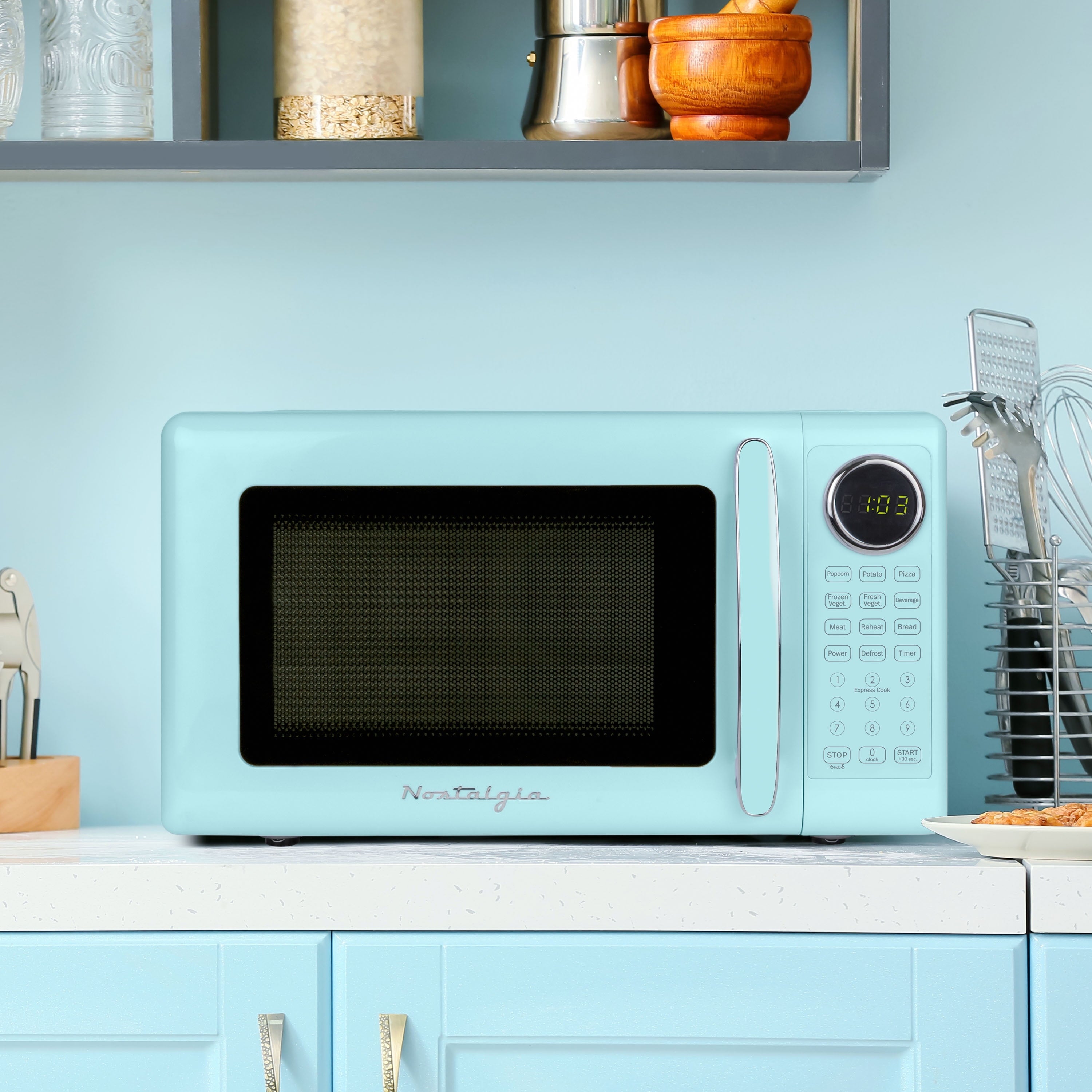 Nostalgia Retro 700W Microwave Oven – 0.7 Cu Ft Capacity – Aqua